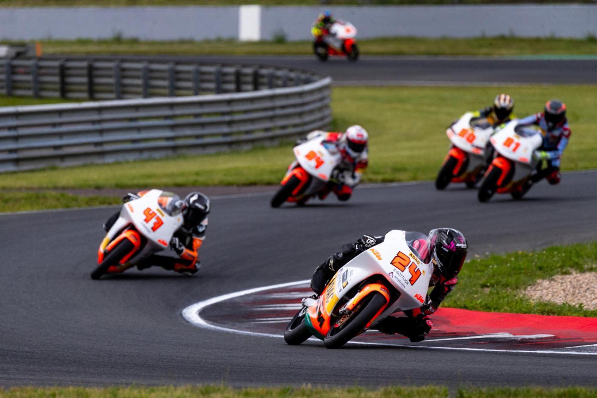 Hotel Motorsport Arena Oschersleben Luaran gambar
